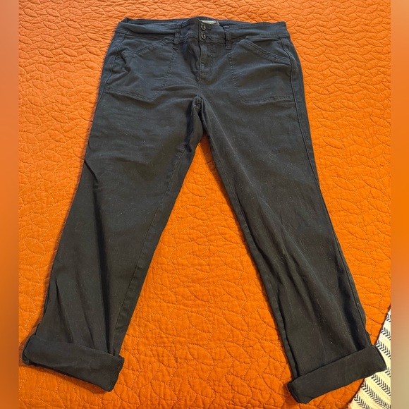 torrid Denim - Torrid BOYFRIEND Jeans 
Black
Size 16R
Cuffed bottoms